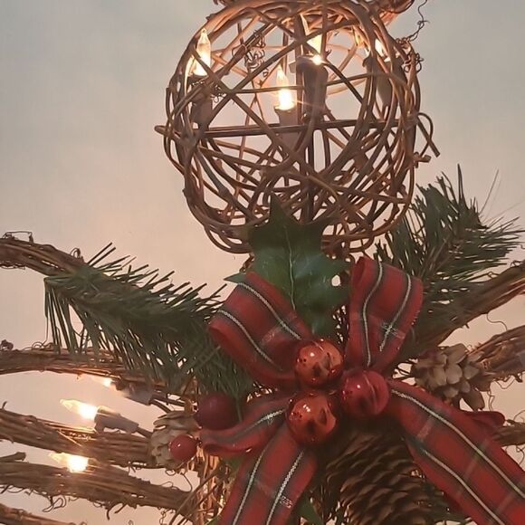 Rustic Holiday Angel with Lights - Picture 2 of 7